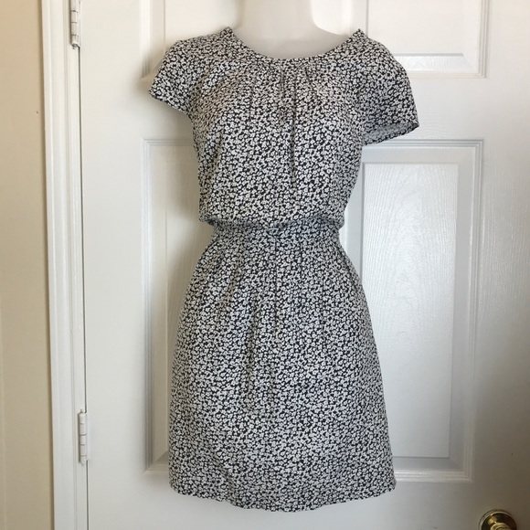 Mango Dresses & Skirts - Mango floral Black & White dress